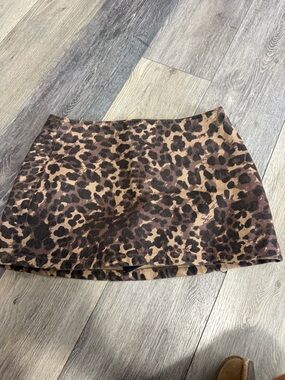 Abercrombie & Fitch Brown Leopard Print mid rise Skirt